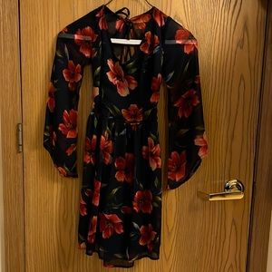 Beautiful flows flower dress from Hollister